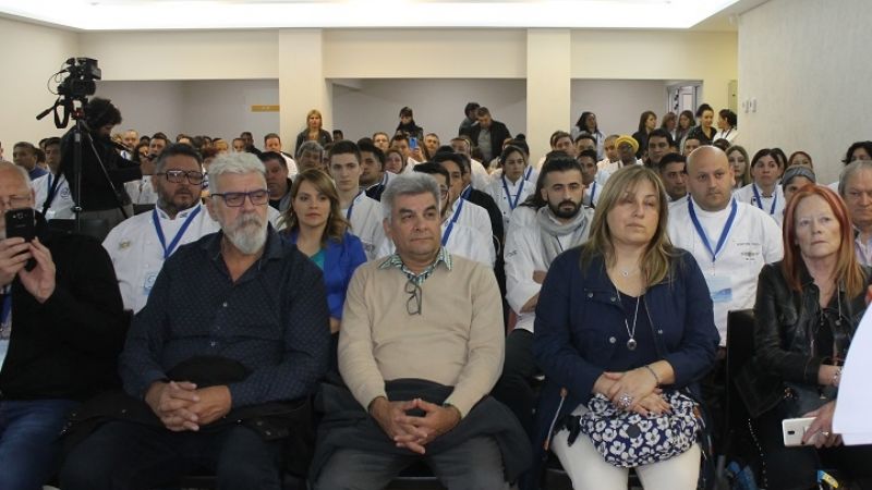 Gastronómicos de todo el país “cocinan” en Catamarca