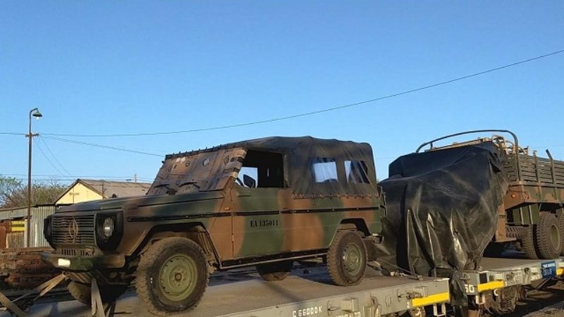 Tren con vehículos del Ejército pasó por Recreo