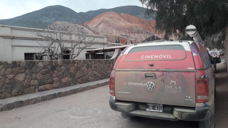 El Cine Móvil cruzó la frontera y llegó a Bolivia