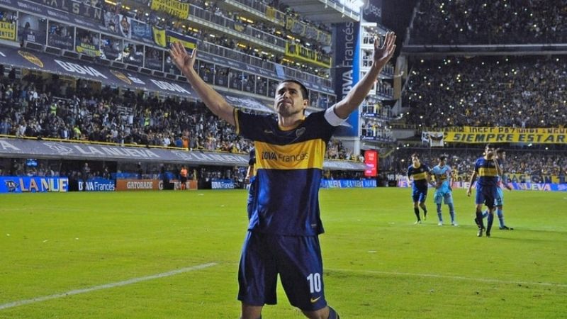 ¿Cómo formarían los equipos de Riquelme en su despedida?