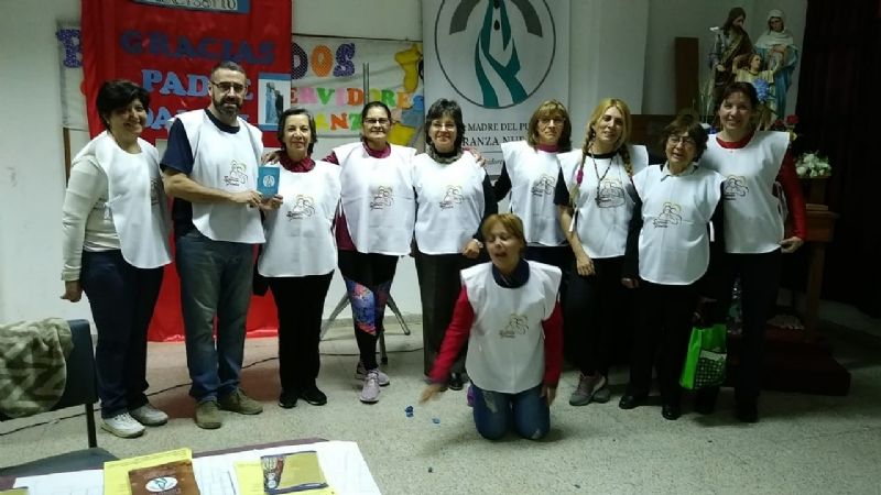 Misión parroquial para motivar la participación en el Congreso Mariano