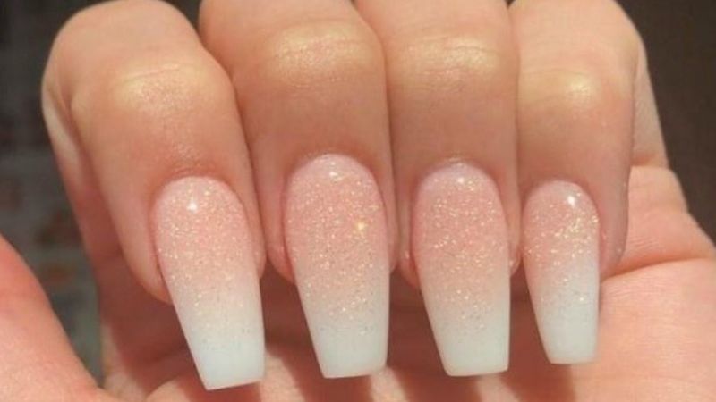 Prohíben la venta de cosméticos con una sustancia dañina para la piel