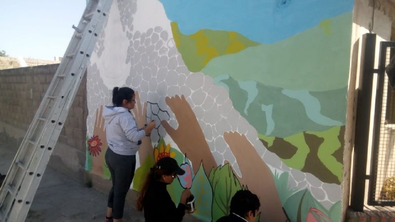 Pintaron el segundo mural para la Virgen
