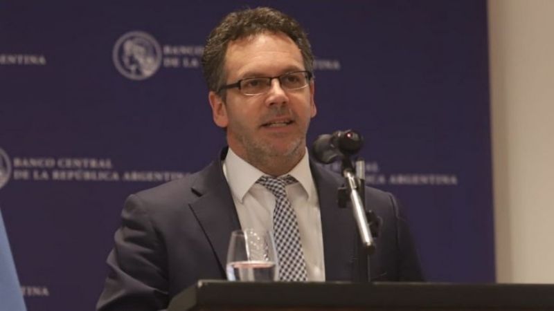 "Las medidas crean un paraguas cambiario para transitar la incertidumbre"