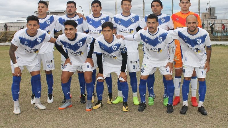 Vélez goleó a Salta y San Lorenzo rescató polémico empate