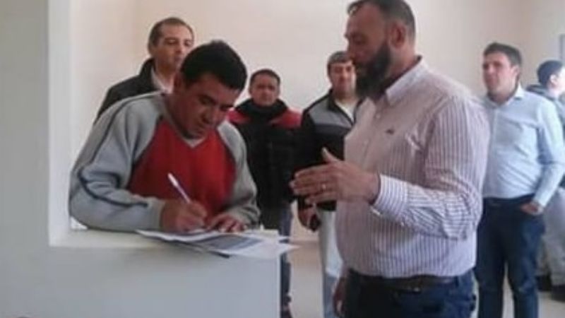 Entrega de viviendas sociales en Mutquin