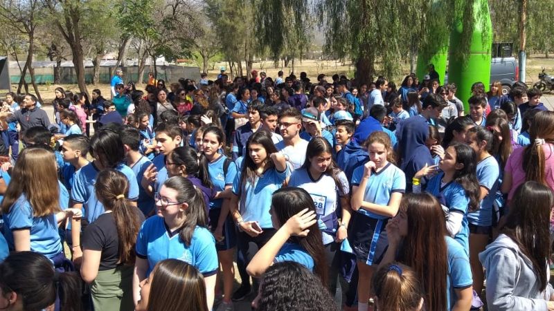 A pura alegría volvió a “correr” el Colegio del Carmen