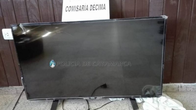 Encontró un televiso abandonado y lo devolvió