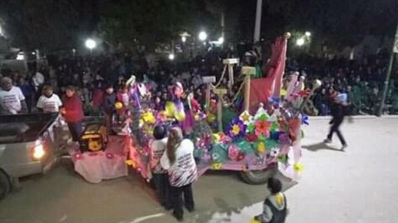 Gran festejo de los estudiantes en Mutquín