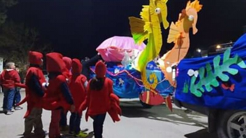 Gran festejo de los estudiantes en Mutquín