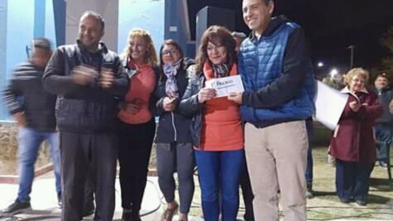 Gran festejo de los estudiantes en Mutquín