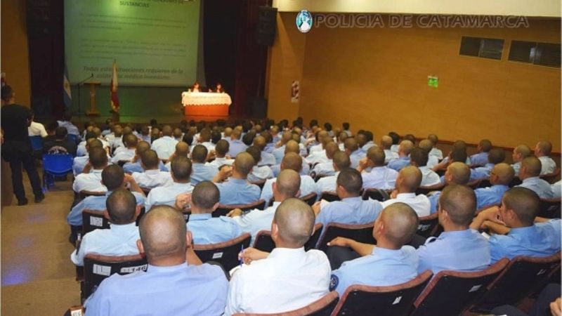 Jornada de capacitación para policías