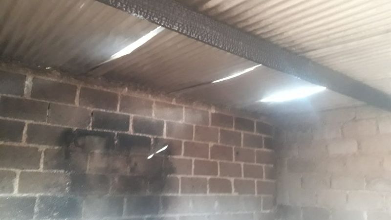 Pérdidas totales en el voraz incendio en dormitorio de una vivienda