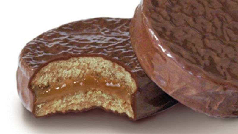Prohíben la venta de un popular alfajor