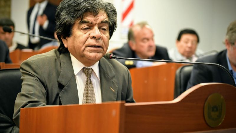 Resolución y declaraciones en la Cámara de Senadores