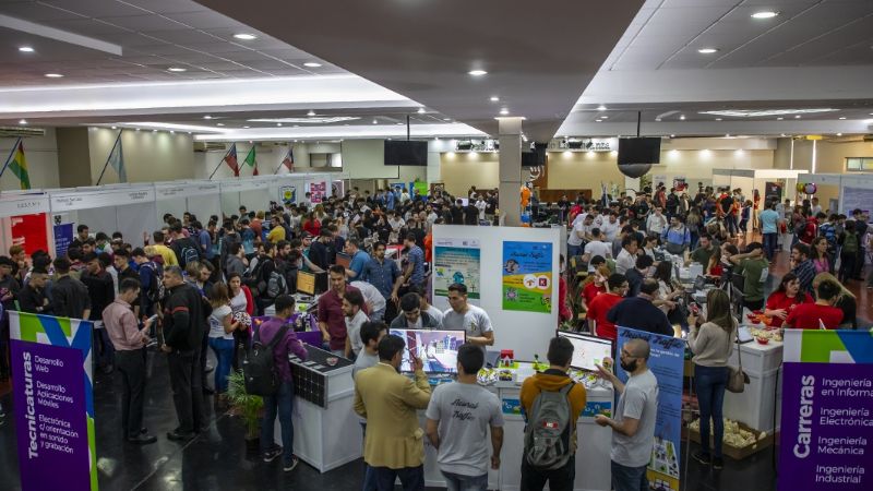 Atrápame, si puedes: el desafío de retener a los futuros ingenieros