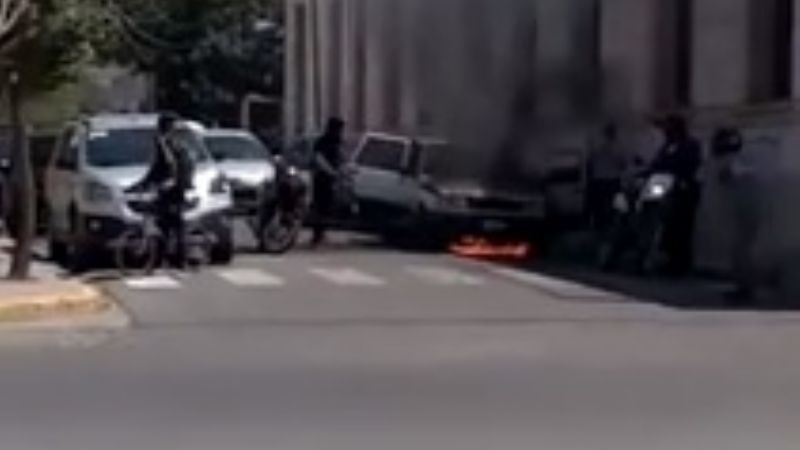 Se incendió un auto en San Isidro