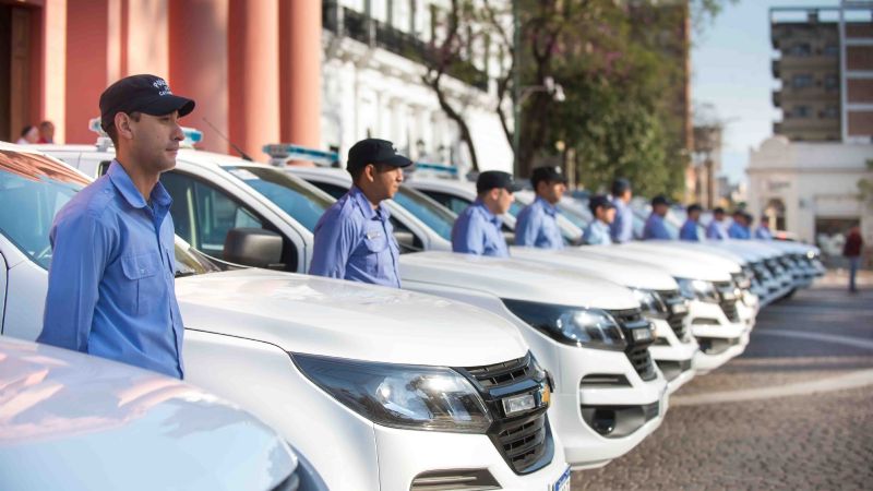 Lucía entregó nuevas unidades móviles a la Policía