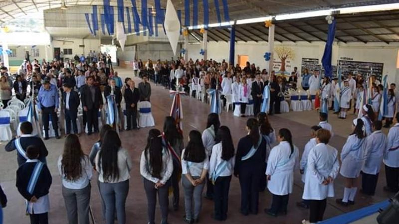 La Escuela N° 330 de La Higuera celebró su centenario