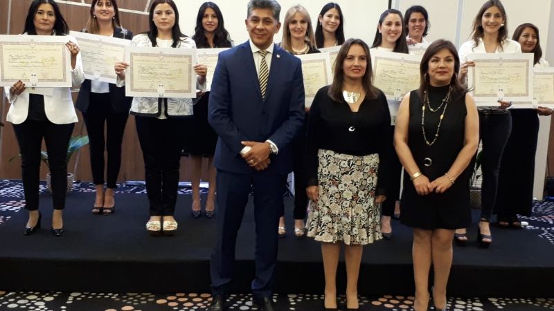 Juraron diez nuevas psicopedagogas