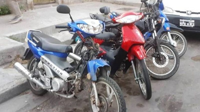 Secuestran vehículos y motopartes en operativos: seis arrestados