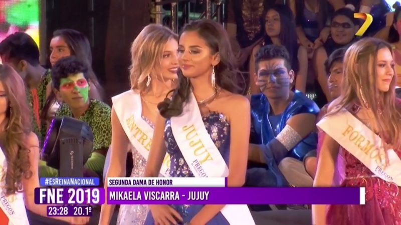 Se eligió la Reina Nacional de los Estudiantes