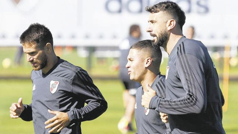 Ni Ponzio ni Quintero para el Superclásico por la Copa Libertadores