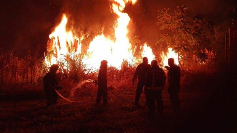 Incendios de pastizales en distintos puntos de Fray Mamerto Esquiú