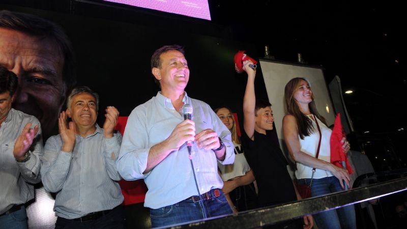 El radical Rodolfo Suárez de Cambiemos ganó la elección en Mendoza