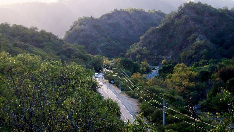 Encuentran a un hombre extraviado en las quebradas camino a El Rodeo