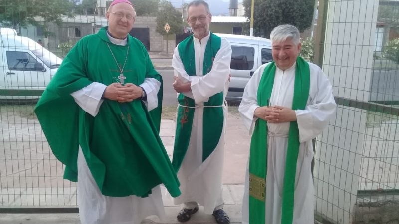 Asumió el nuevo Administrador Parroquial de la Santa Cruz