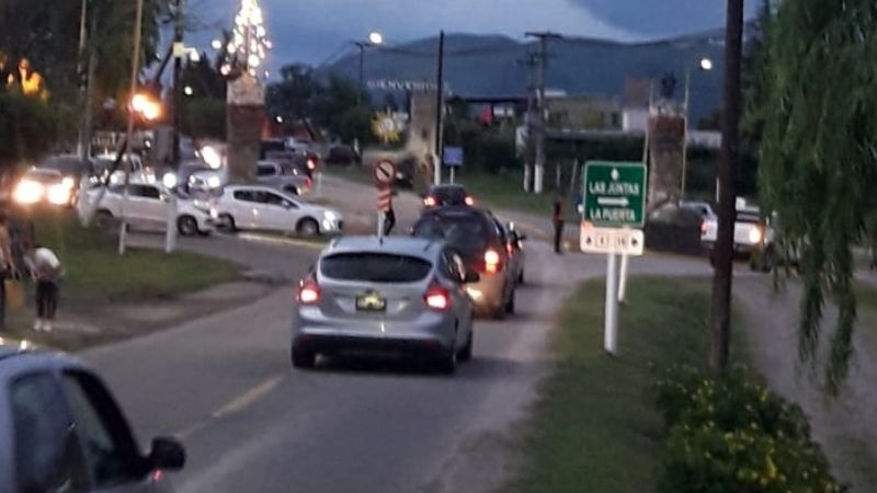 Complicado regreso a casa por un accidente en Ruta 4