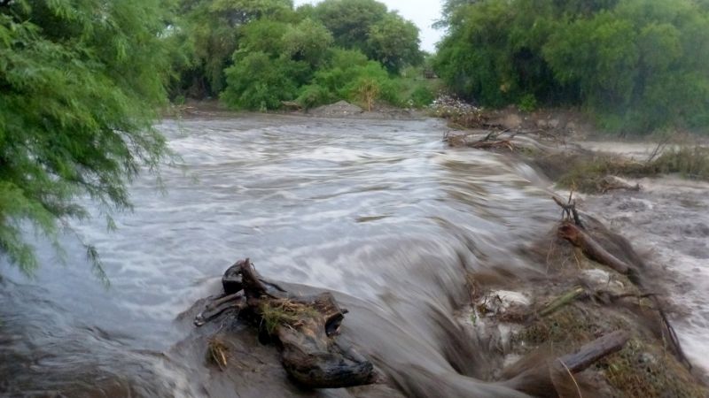 La torrentada se llevó un sifón en Capayán
