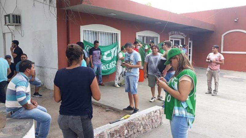 En Recreo, no afloja la protesta
