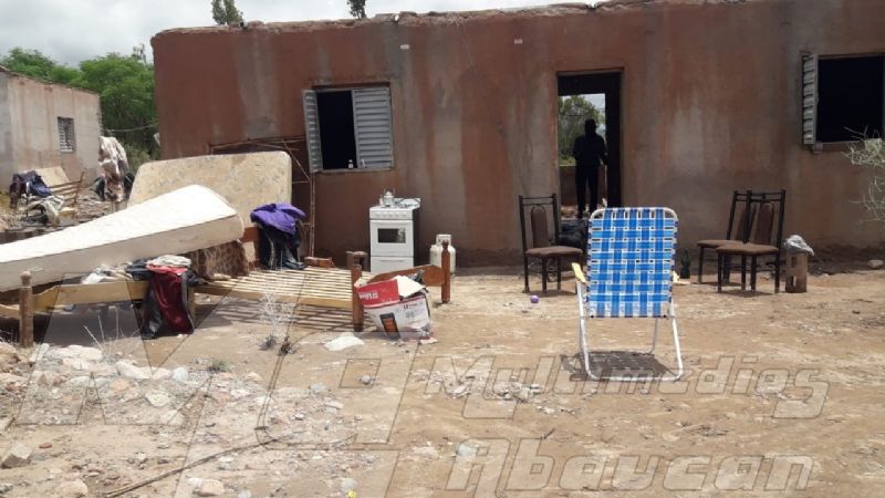 En Palo Blanco, desolación tras la inundación