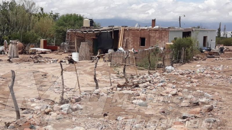 En Palo Blanco, desolación tras la inundación