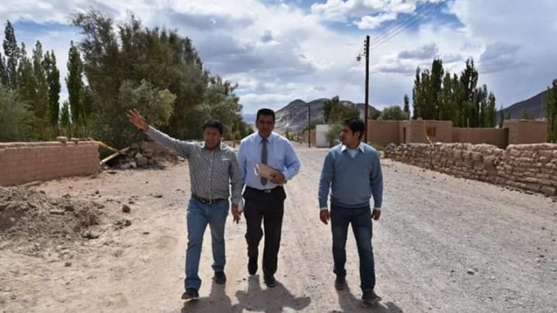 Gordillo visitó escuelas en el oeste provincial