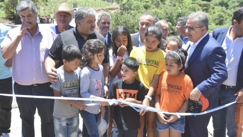 Jalil inauguró corredor turístico en Las Juntas