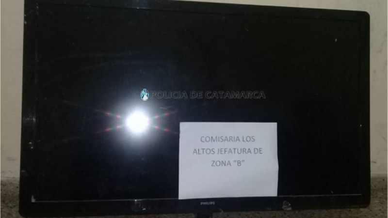 Encuentran enterrado, un televisor robado