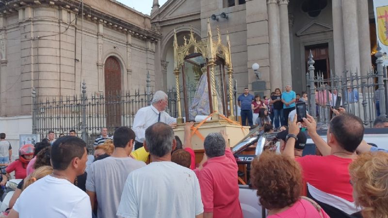 La Madre del Valle engalanó las fiestas patronales en La Rioja