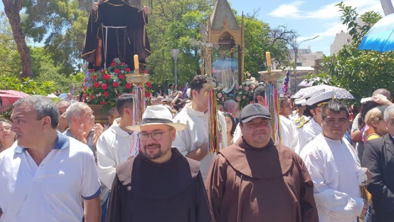 La Madre del Valle engalanó las fiestas patronales en La Rioja