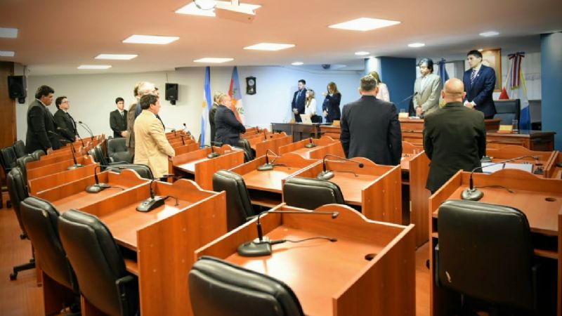 Senadores sesionan en enero por la ampliación de extraordinarias