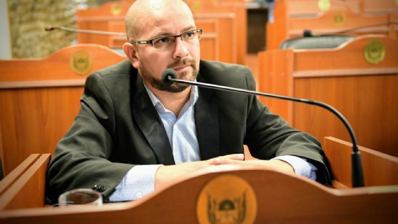 Senadores sesionan en enero por la ampliación de extraordinarias