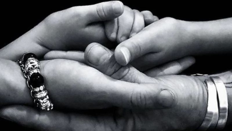 Axel volvió a las redes con un mensaje para su familia tras la denuncia por abuso