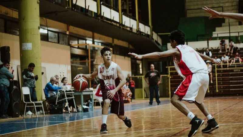 Deportista catamarqueño se capacita en la Capital Nacional del Básquet