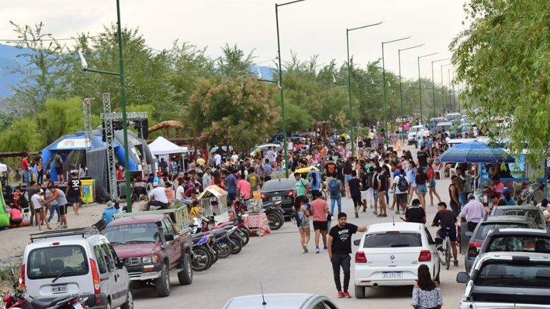 La Costanera santamariana explotó