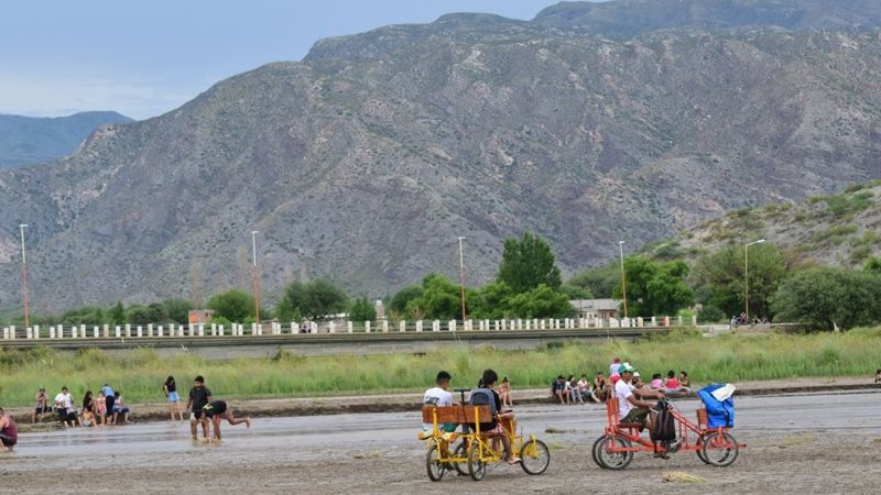 La Costanera santamariana explotó