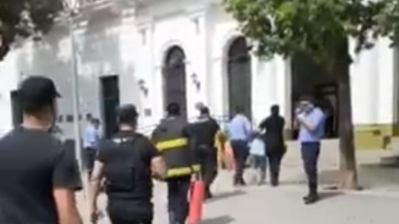 Por segunda vez se quiso prender fuego