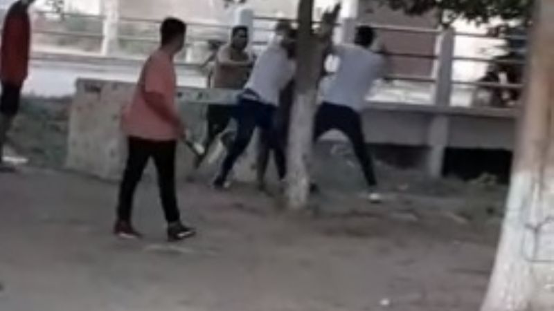 Salvaje agresión en manada a un joven