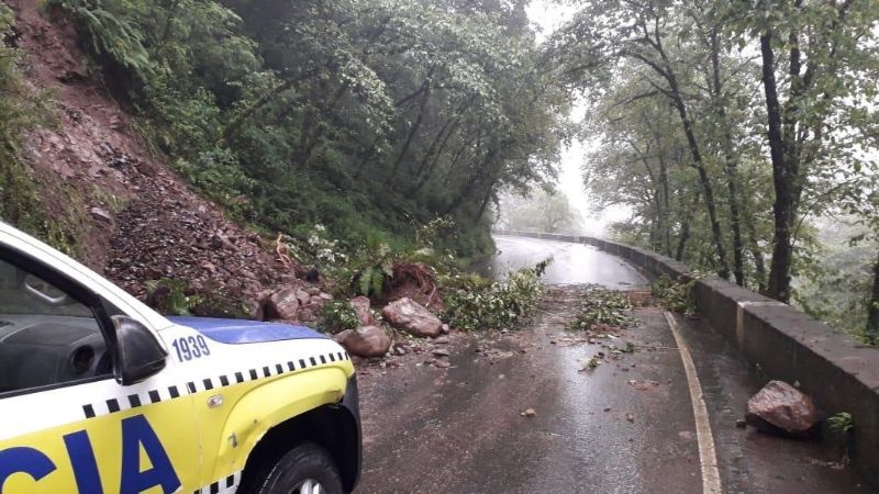 Nuevo derrumbe demora la apertura de la ruta que sube a Tafí del Valle
